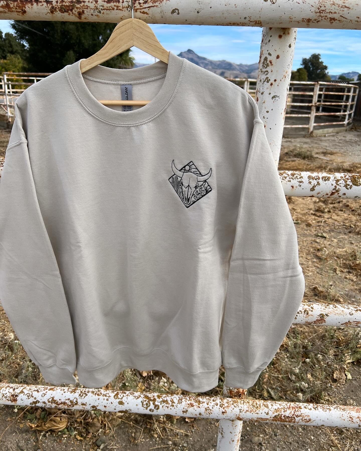 Desert Cow Skull Embroidered Crewneck Sweatshirt